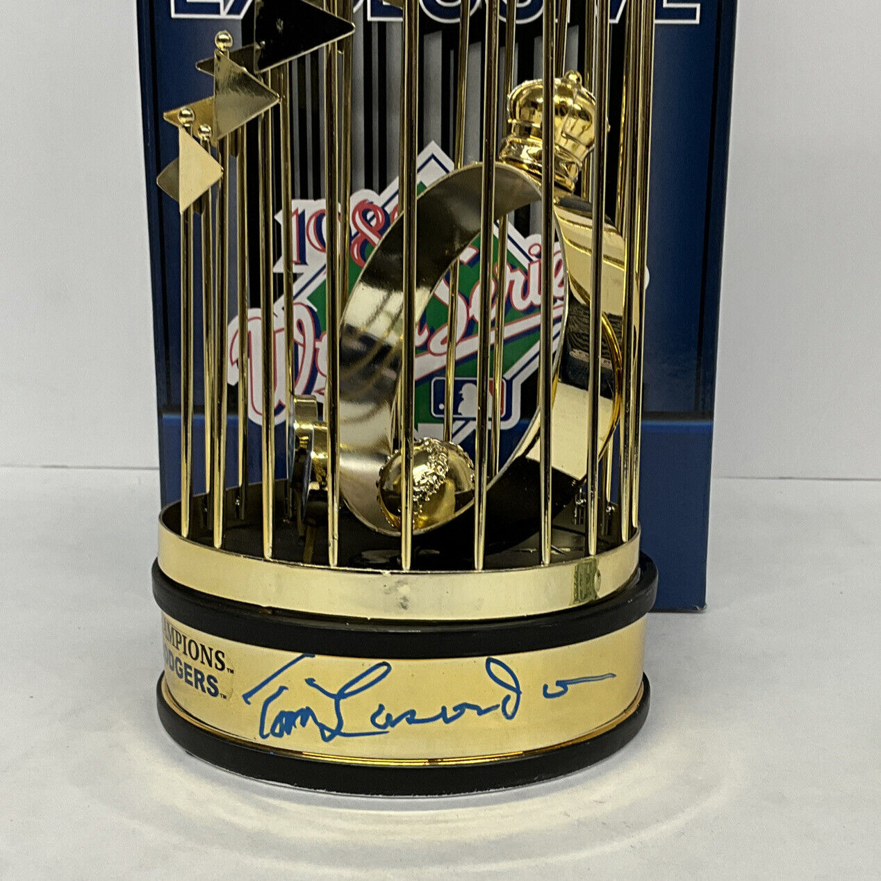 OREL HERSHISER KIRK GIBSON LASORDA SIGNED DODGERS 12" 88 WS TROPHY PSA AG75619