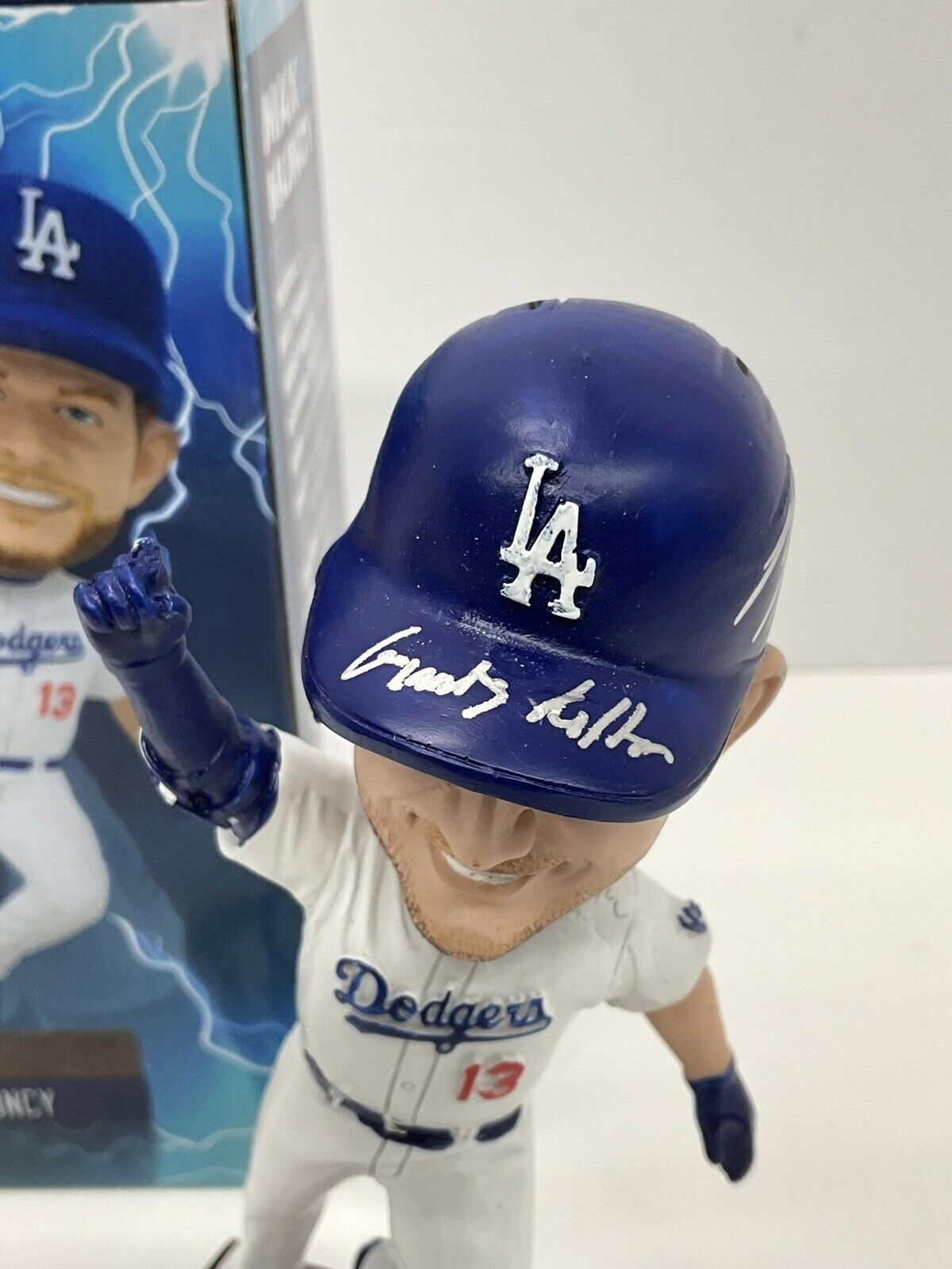 MAX MUNCY SIGNED DODGERS 2023 SGA BOBBLEHEAD "GIANT KILLER" INSCRIPT PSA 2C82066