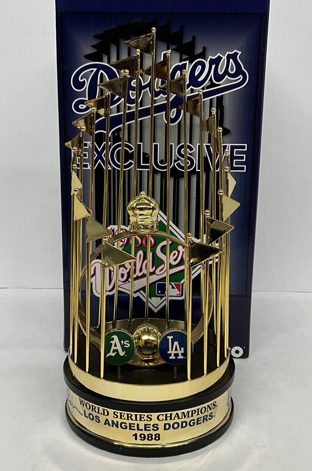 OREL HERSHISER KIRK GIBSON LASORDA SIGNED DODGERS 12" 88 WS TROPHY PSA 8A78413