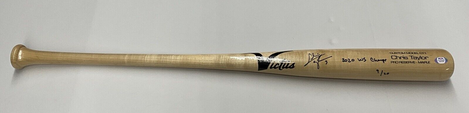 9/20 CHRIS TAYLOR DODGERS SIGNED VICTUS GAME MODEL BAT "2020 WS CHAMPS" INS PSA