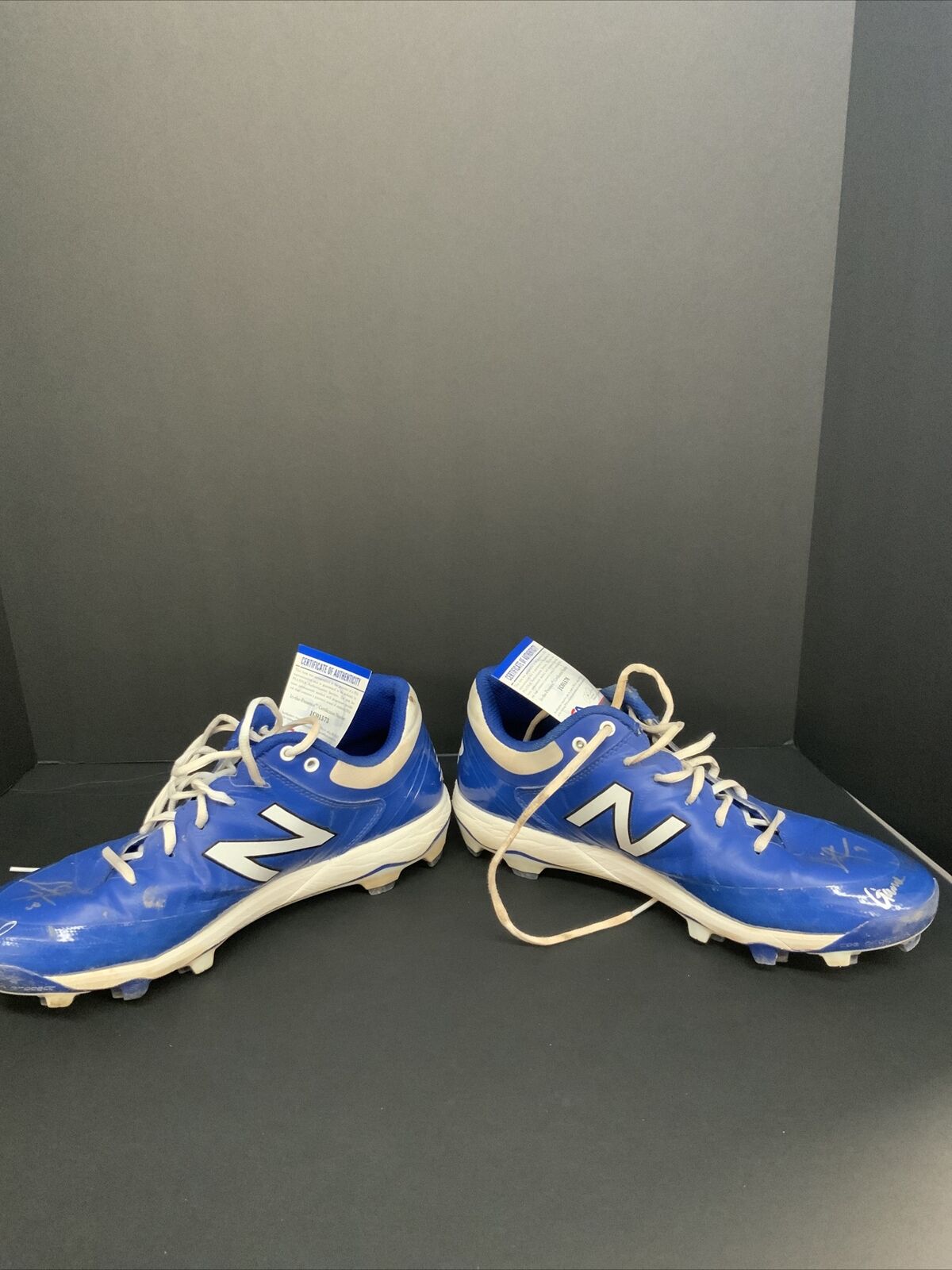 CHRIS TAYLOR  DODGERS SIGNED GAME USED CLEATS PSA WITNESS COA 1C01573/76