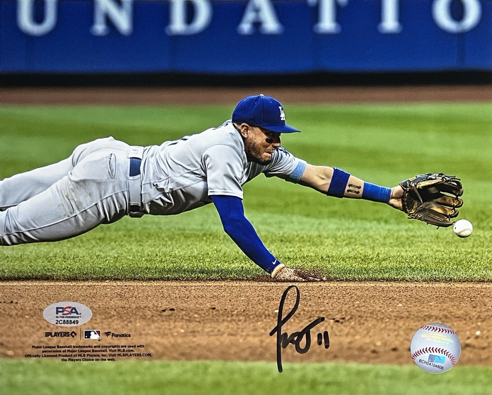 MIGUEL ROJAS DODGERS SIGNED 8X10 DIVING CATCH PHOTO PSA WITNESS