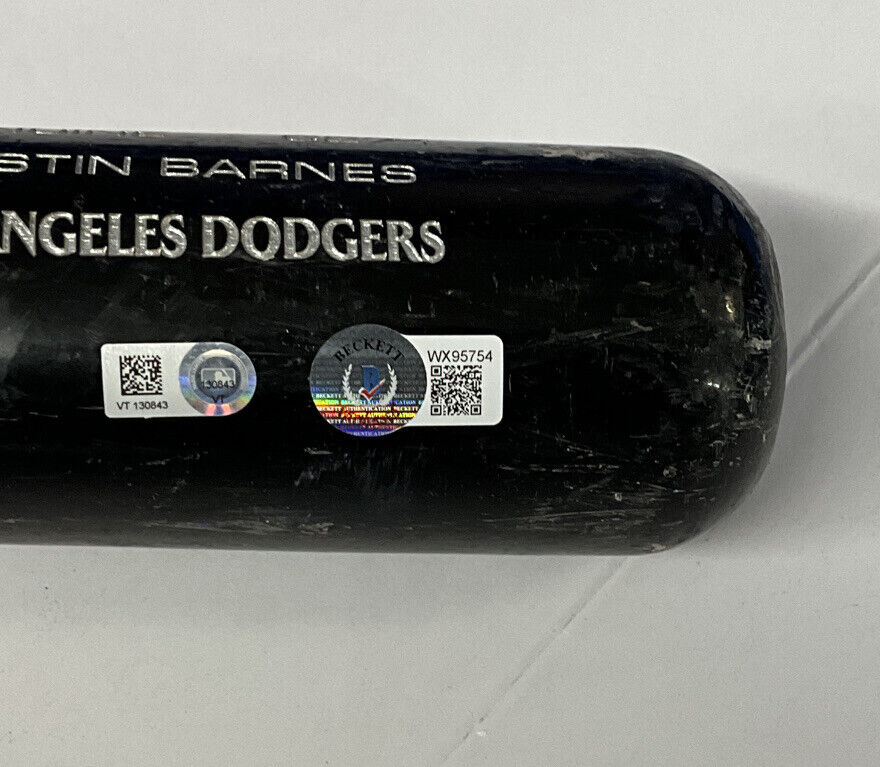 AUSTIN BARNES DODGERS SIGNED "TEAM ISSUED" LOUISVILLE SLUGGER BAT BAS WX95754