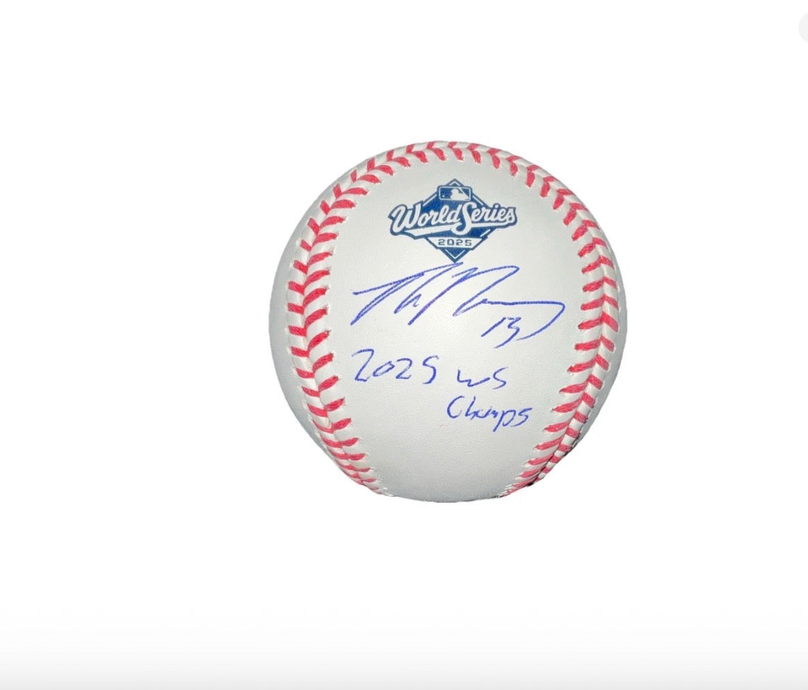 MAX MUNCY DODGERS 3X WORLD SERIES CHAMPION PRIVATE SIGNING