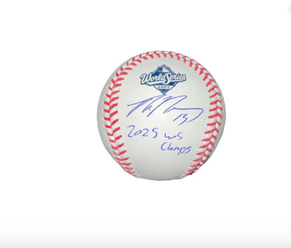 MAX MUNCY DODGERS 3X WORLD SERIES CHAMPION PRIVATE SIGNING