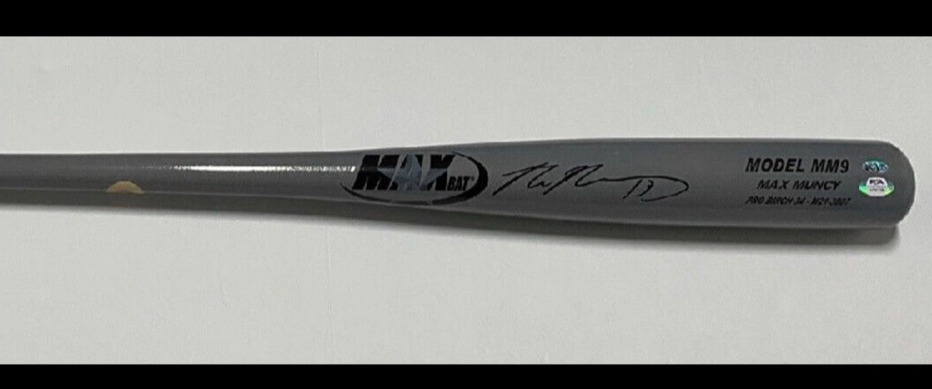 MAX MUNCY DODGERS 3X WORLD SERIES CHAMPION PRIVATE SIGNING